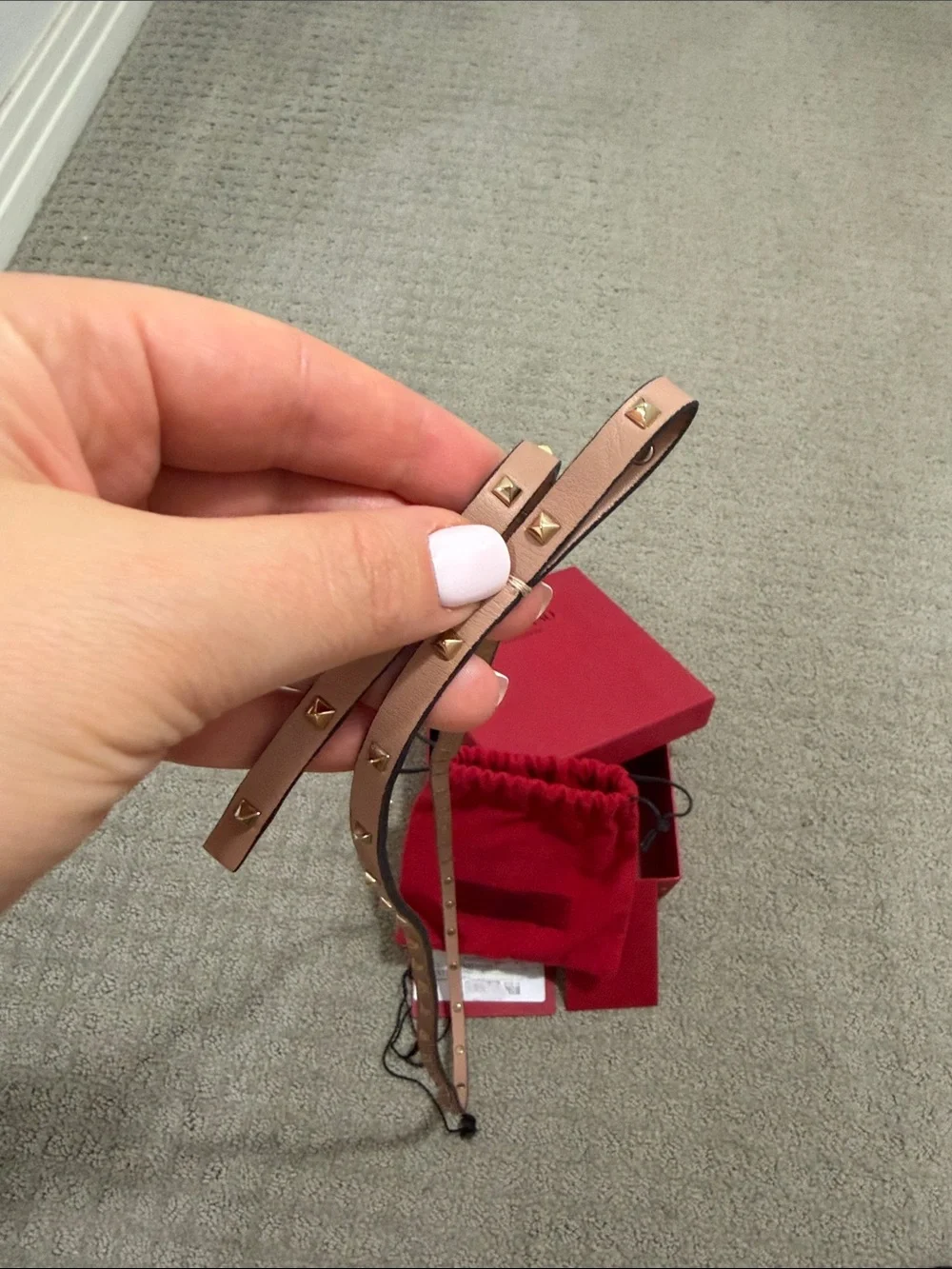 Valentino Garavani Nude Beige Rockstud belt with Gold Studs Size M with box